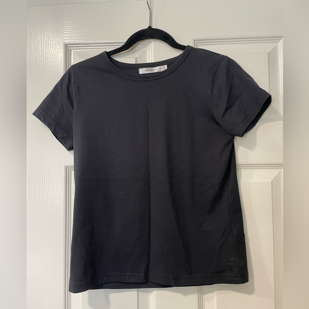 Moussy Short Sleeve Crew Tshirt in Black